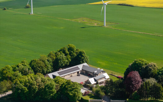 Unik ejendom med kombineret bolig og erhverv – perfekte rammer for virksomhed og hjem i ét